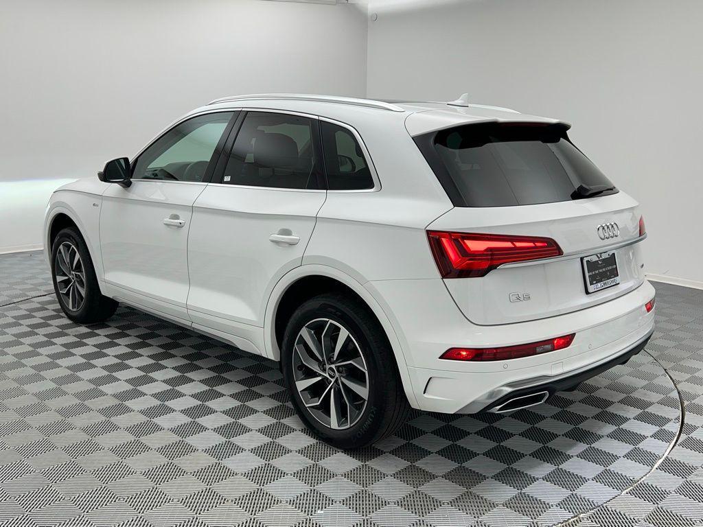 used 2022 Audi Q5 car, priced at $28,995