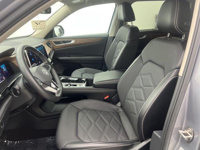 used 2024 Volkswagen Atlas car, priced at $26,895