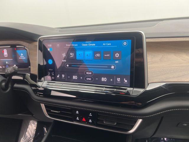 used 2024 Volkswagen Atlas car, priced at $26,895