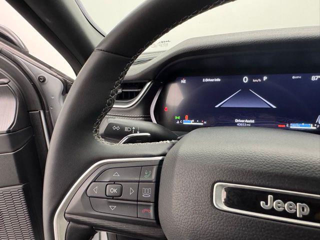 used 2024 Jeep Grand Cherokee L car, priced at $26,985