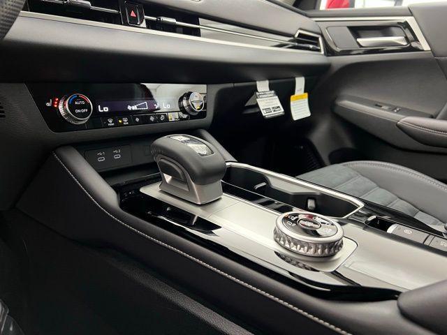 new 2025 Mitsubishi Outlander car, priced at $38,795