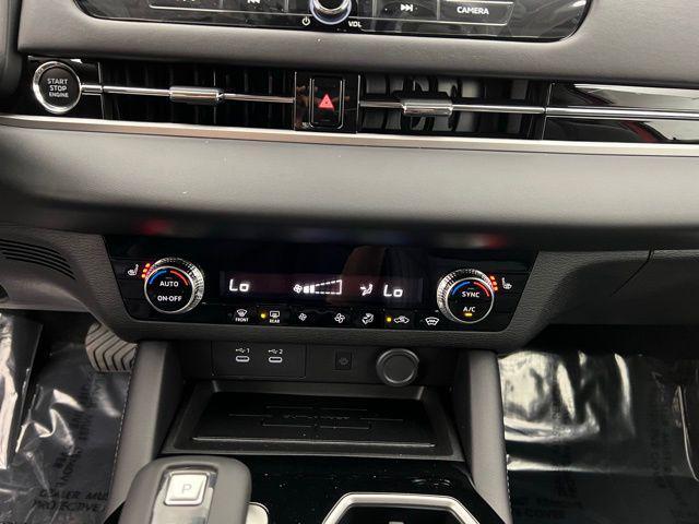 new 2025 Mitsubishi Outlander car, priced at $38,795