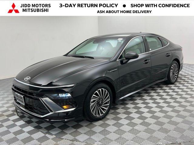 used 2024 Hyundai Sonata Hybrid car, priced at $22,695