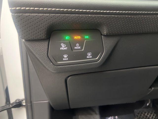 used 2024 Volkswagen Atlas car, priced at $26,895