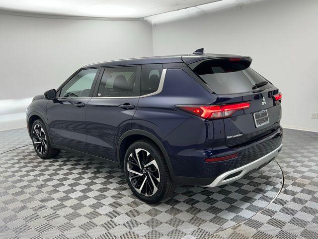 used 2024 Mitsubishi Outlander car, priced at $24,895