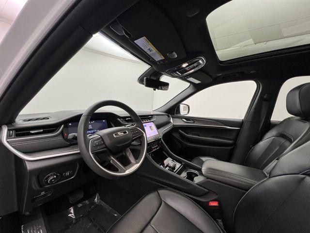 used 2024 Jeep Grand Cherokee L car, priced at $29,495