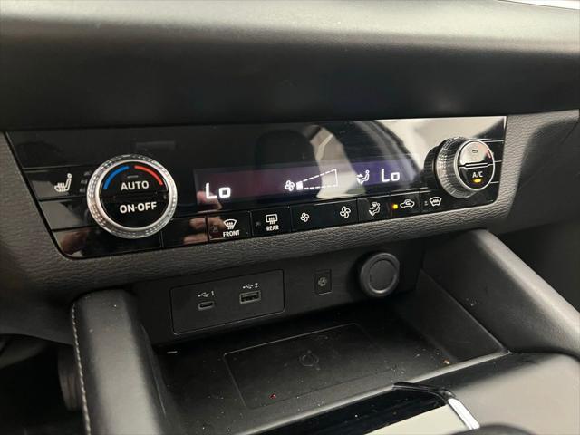 used 2024 Mitsubishi Outlander car, priced at $24,695
