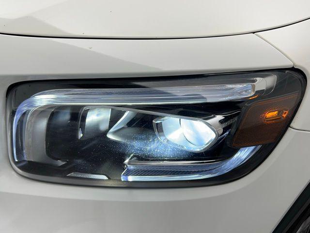 used 2022 Mercedes-Benz GLB 250 car, priced at $28,295