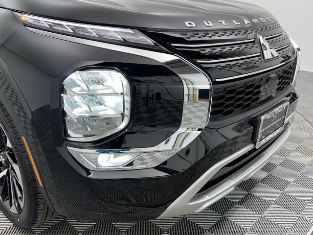 new 2024 Mitsubishi Outlander car, priced at $36,385