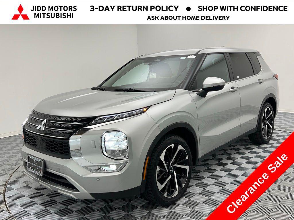 used 2024 Mitsubishi Outlander car, priced at $24,295
