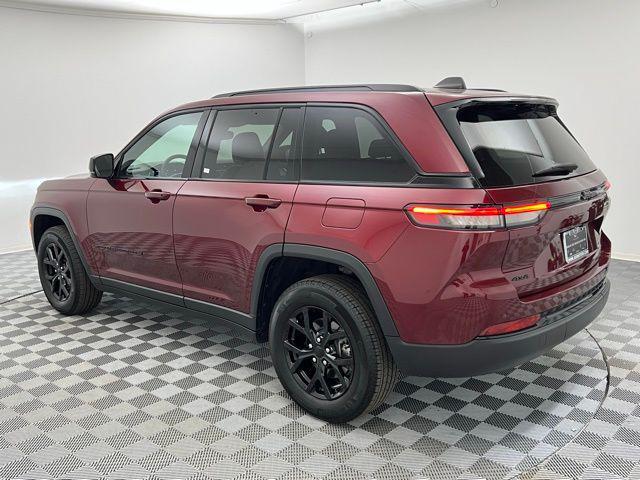 used 2024 Jeep Grand Cherokee car, priced at $27,895