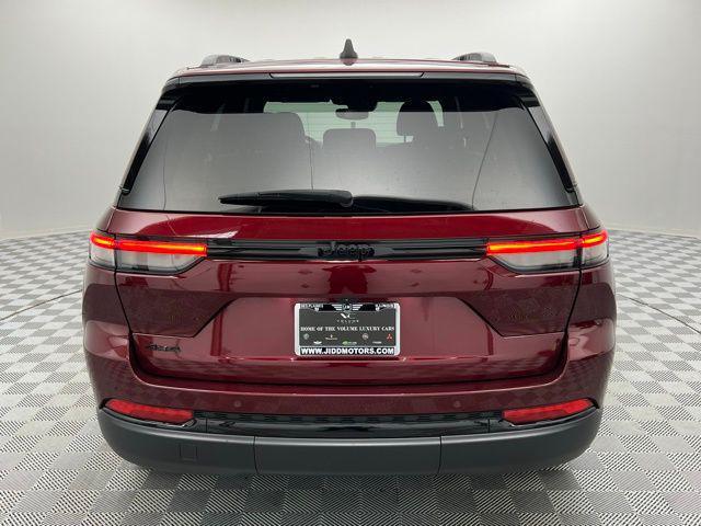 used 2024 Jeep Grand Cherokee car, priced at $27,895