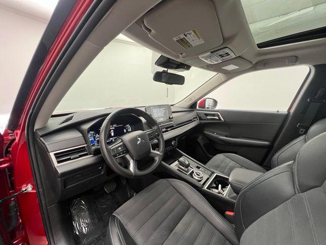 used 2024 Mitsubishi Outlander car, priced at $24,695
