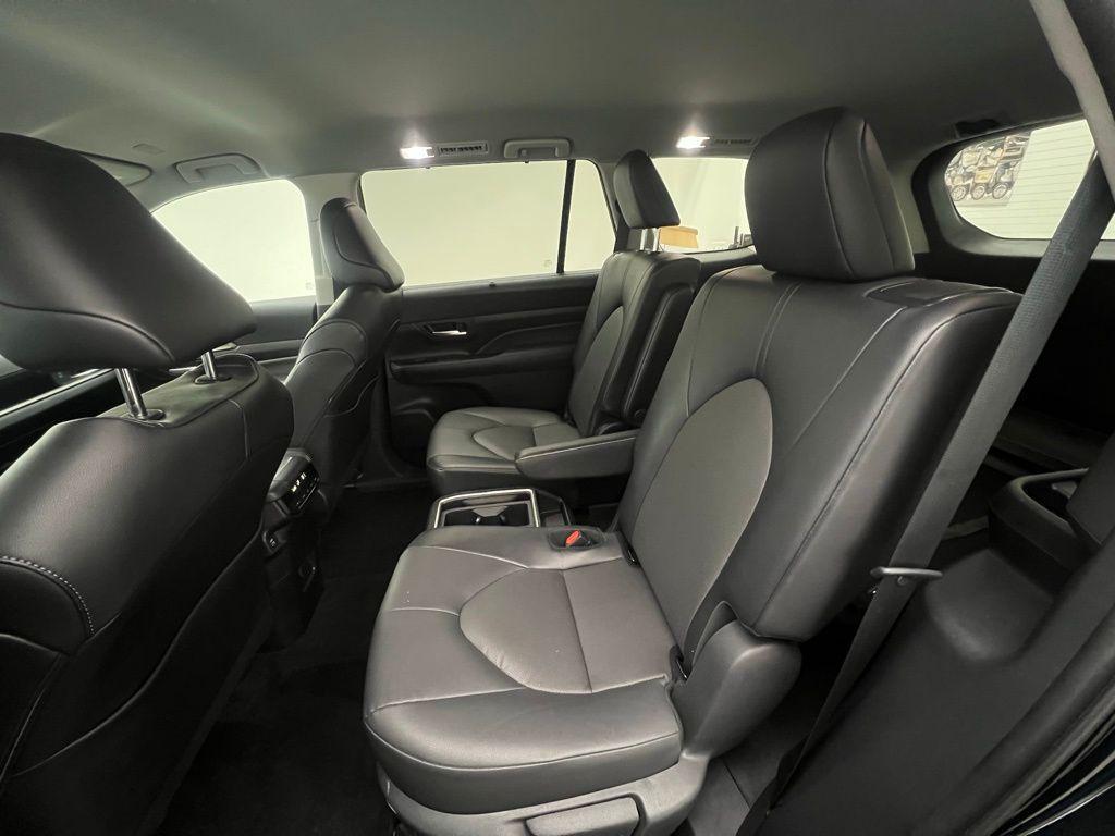 used 2025 Toyota Grand Highlander car, priced at $43,985