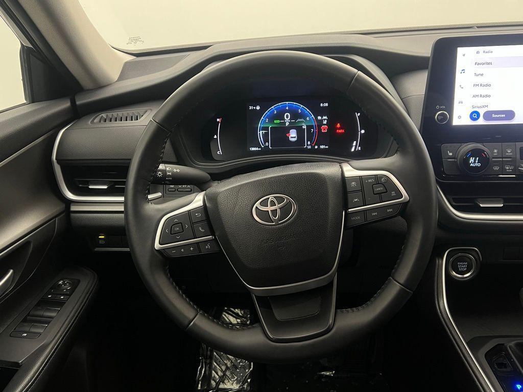 used 2025 Toyota Grand Highlander car, priced at $43,985