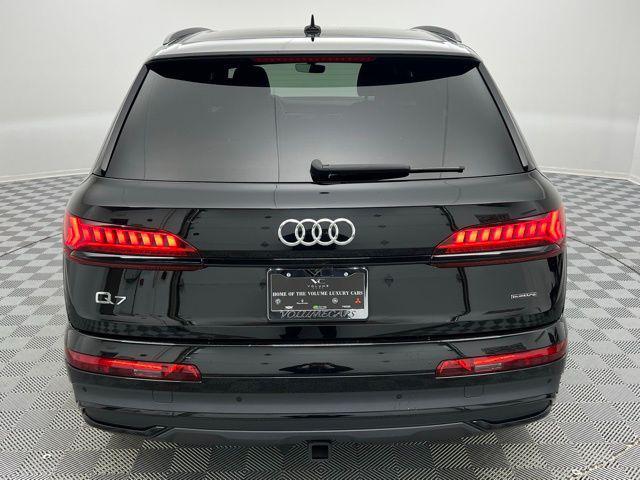 used 2022 Audi Q7 car, priced at $35,895