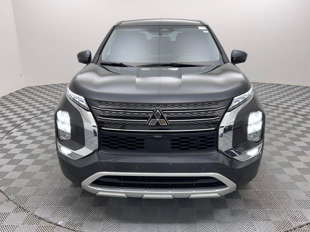 used 2024 Mitsubishi Outlander car, priced at $22,995