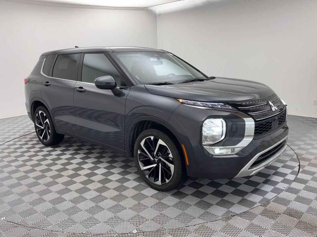 used 2024 Mitsubishi Outlander car, priced at $22,995