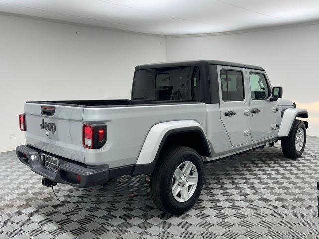 used 2023 Jeep Gladiator car, priced at $26,395