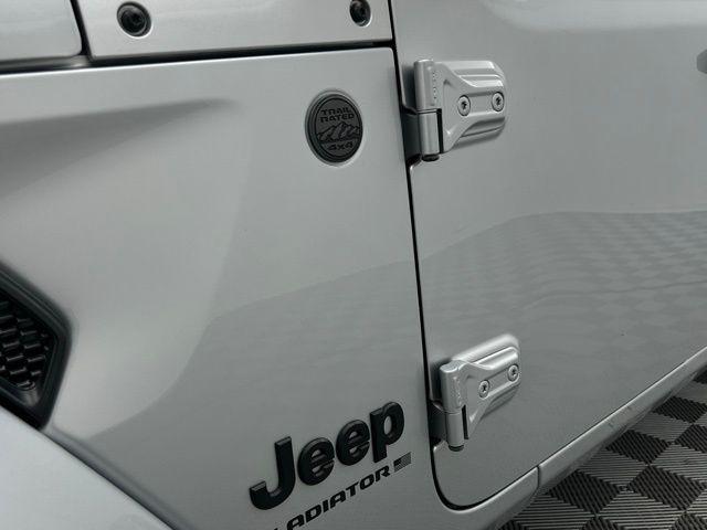 used 2023 Jeep Gladiator car, priced at $26,395