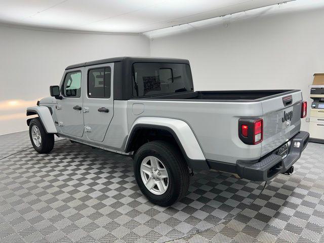 used 2023 Jeep Gladiator car, priced at $26,395