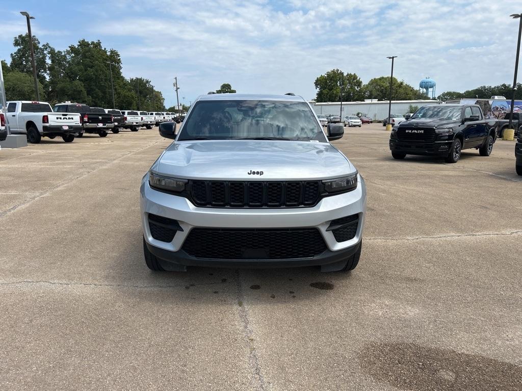 used 2023 Jeep Grand Cherokee car, priced at $29,995