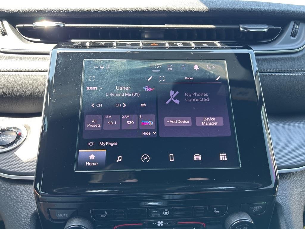new 2025 Jeep Grand Cherokee car, priced at $42,072