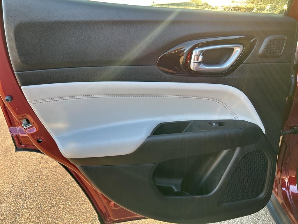 used 2022 Jeep Compass car, priced at $24,995