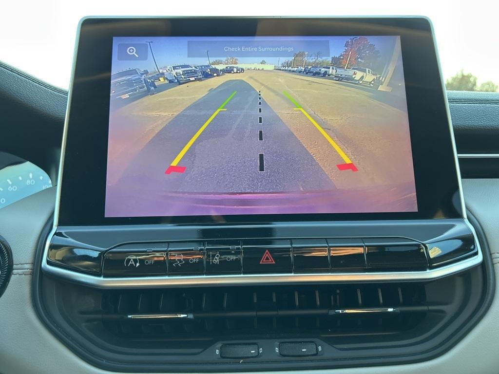 used 2022 Jeep Compass car, priced at $24,995