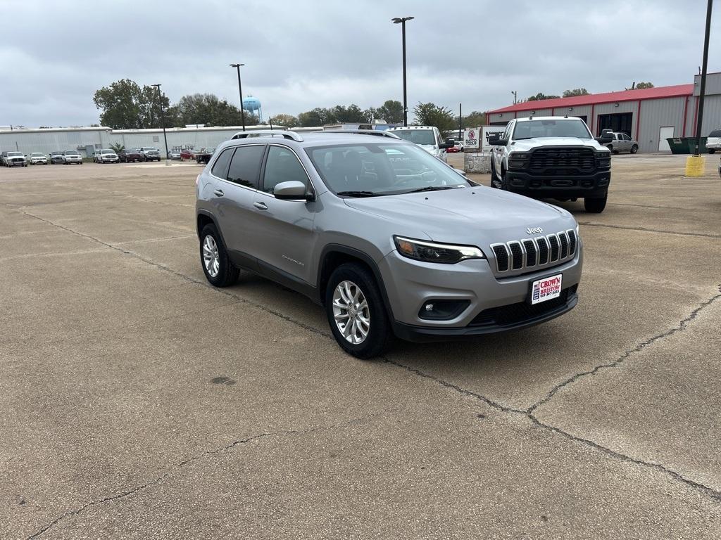 used 2019 Jeep Cherokee car, priced at $13,995