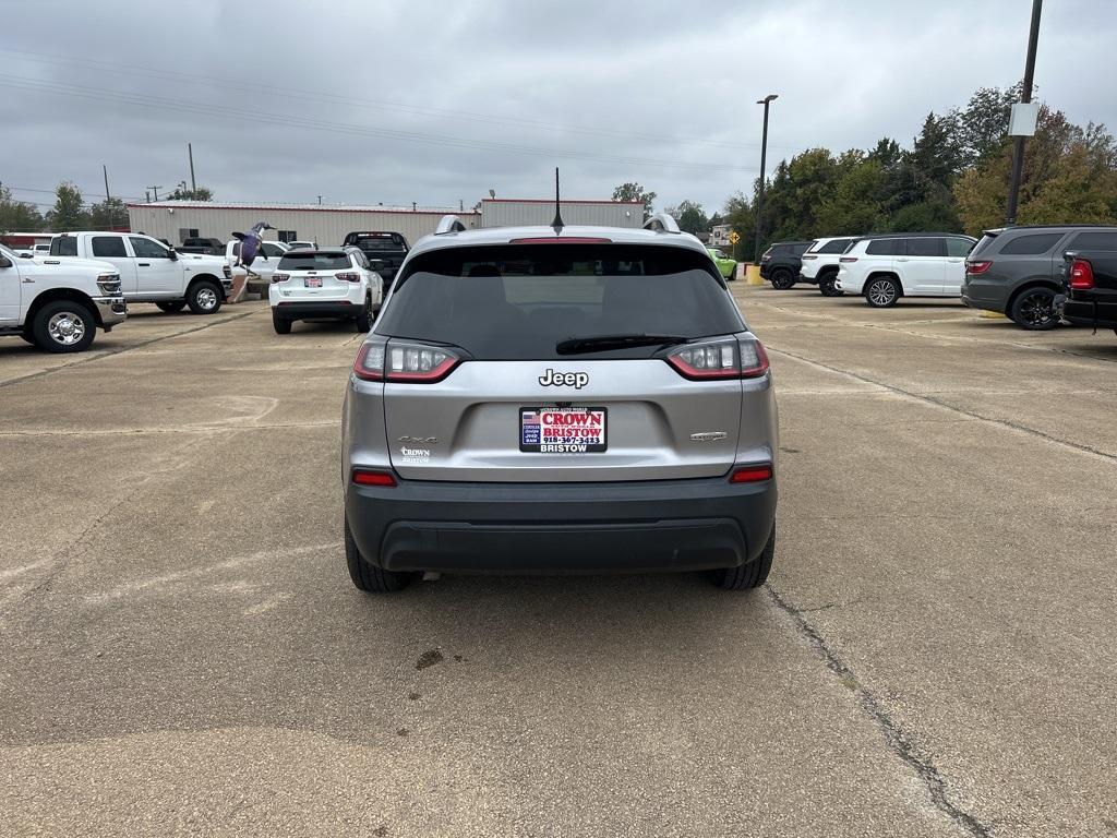 used 2019 Jeep Cherokee car, priced at $13,995