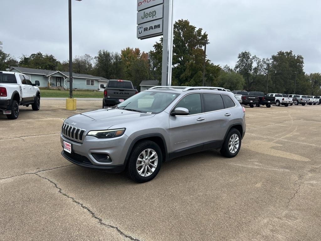 used 2019 Jeep Cherokee car, priced at $13,995