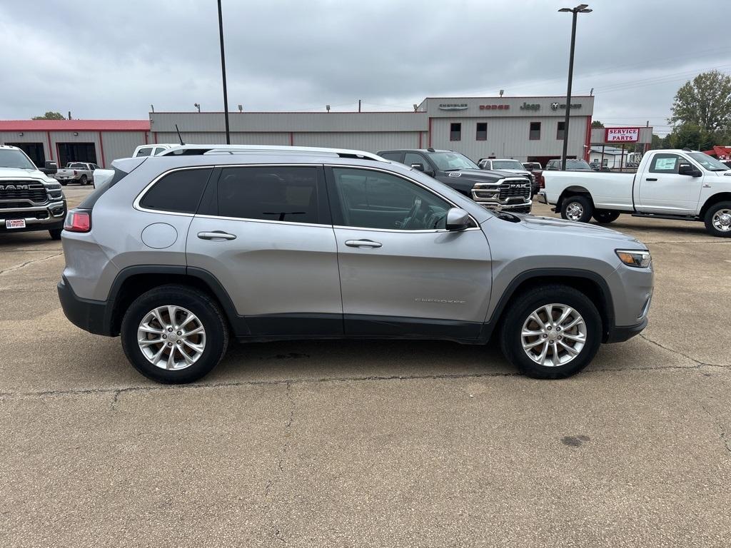 used 2019 Jeep Cherokee car, priced at $13,995