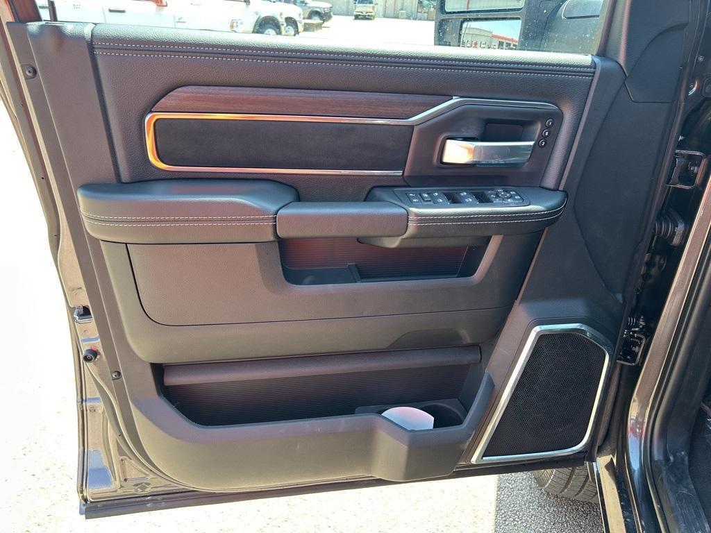 new 2025 Ram 2500 car, priced at $81,005