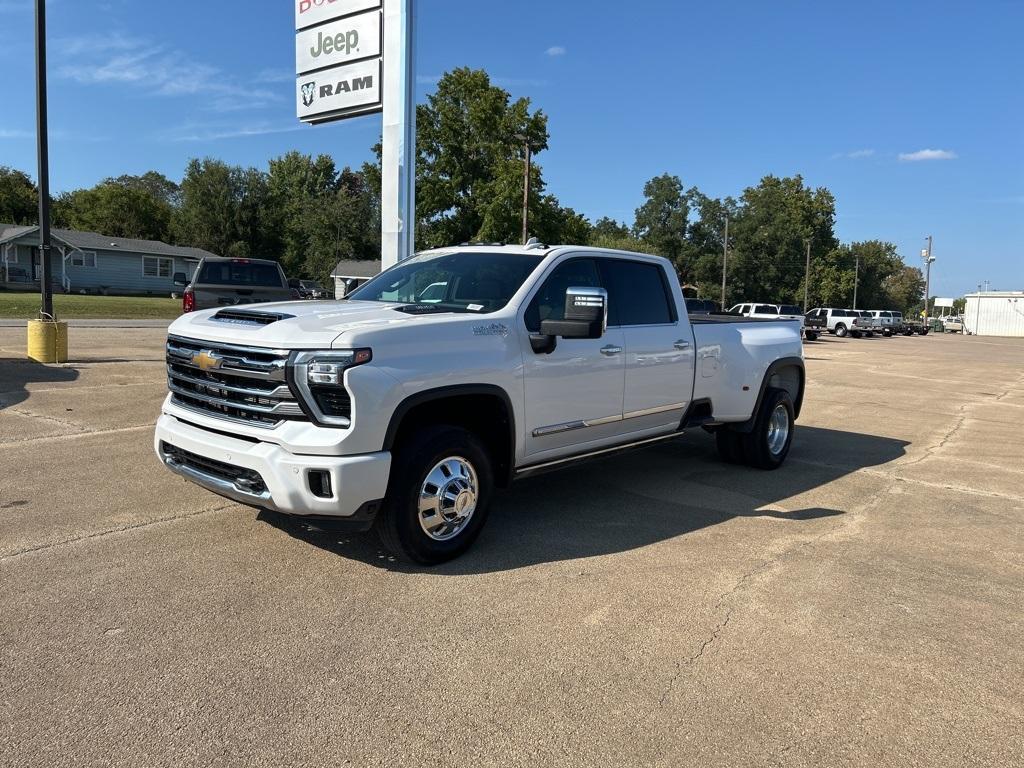 used 2024 Chevrolet Silverado 3500 car, priced at $69,995