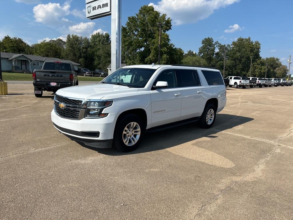 used 2017 Chevrolet Suburban car, priced at $20,000