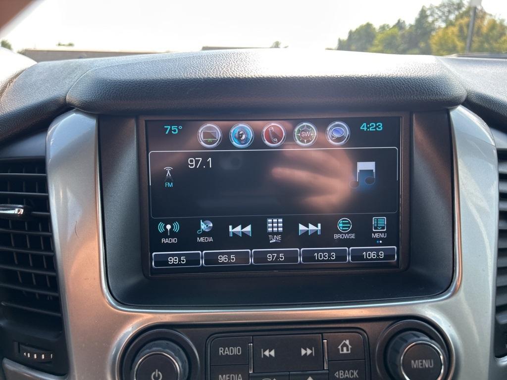 used 2017 Chevrolet Suburban car, priced at $20,000