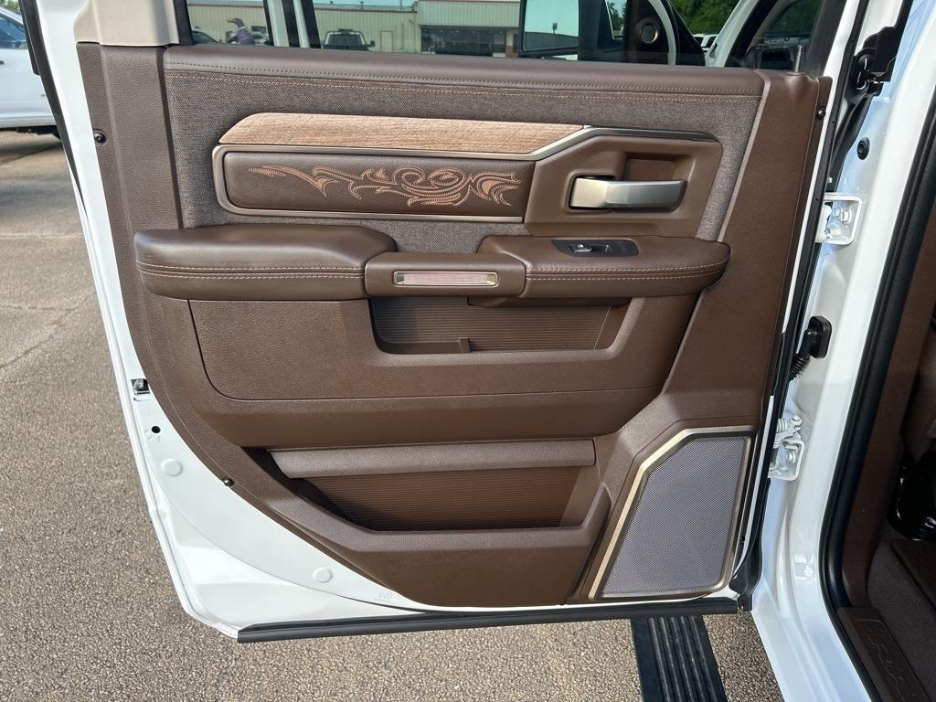 new 2025 Ram 3500 car, priced at $92,113