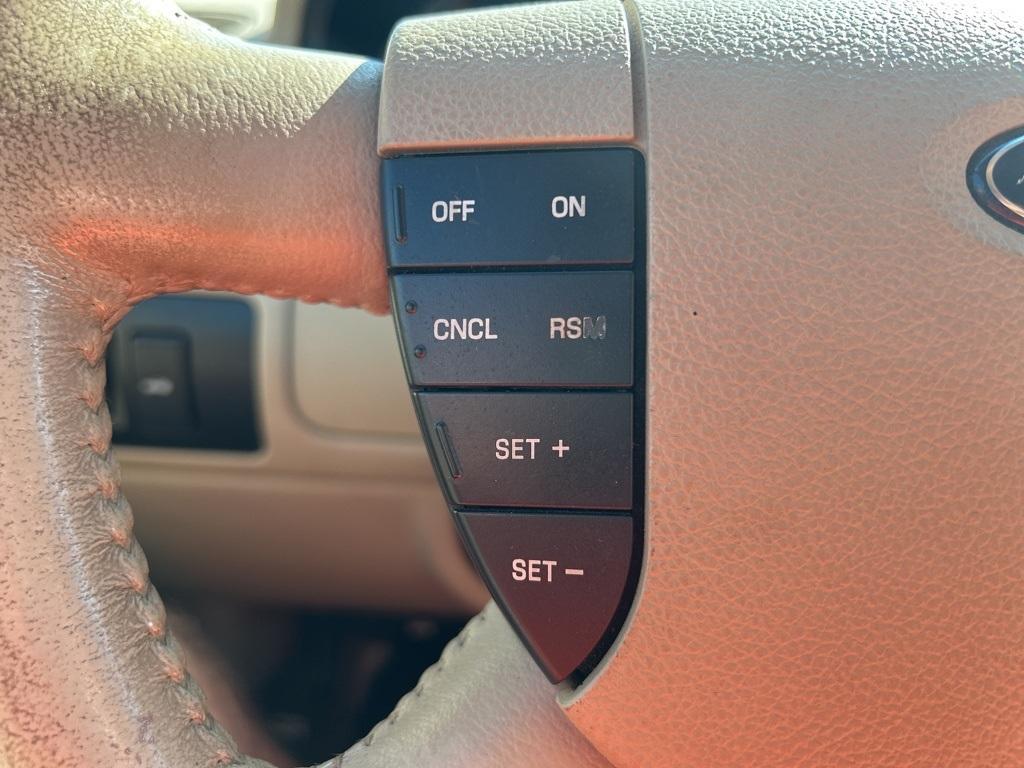 used 2006 Ford Five Hundred car, priced at $5,995