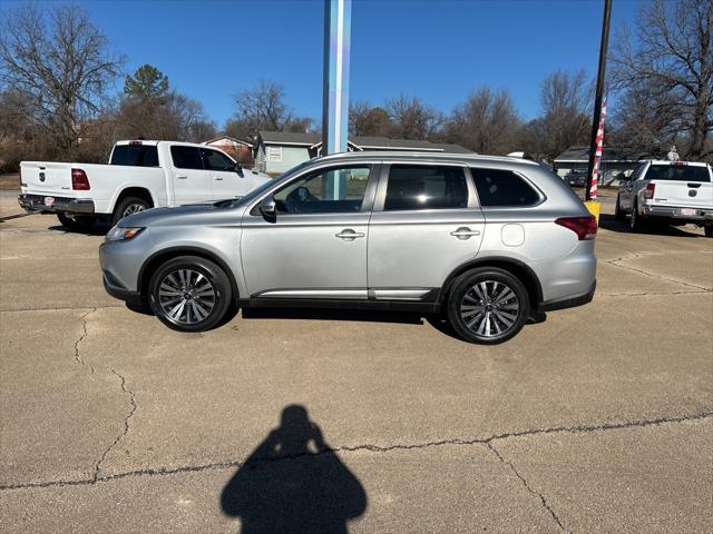 used 2020 Mitsubishi Outlander car, priced at $16,916