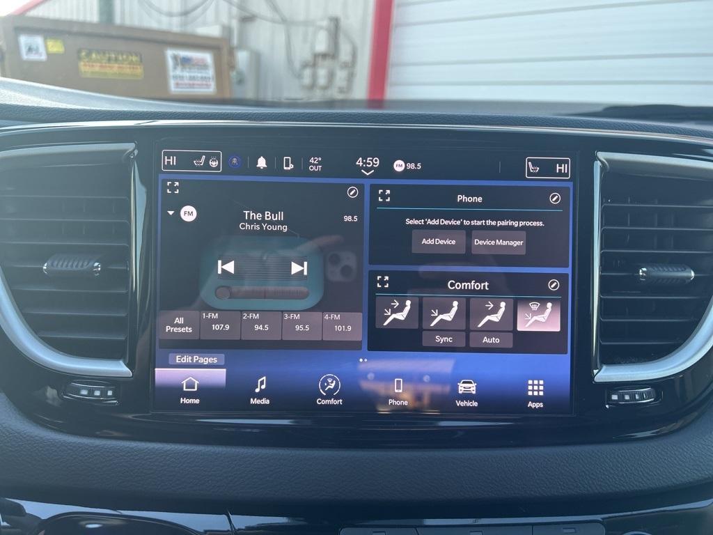used 2022 Chrysler Pacifica car, priced at $21,995