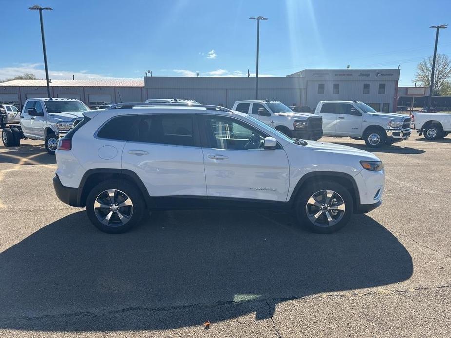 used 2019 Jeep Cherokee car, priced at $18,995