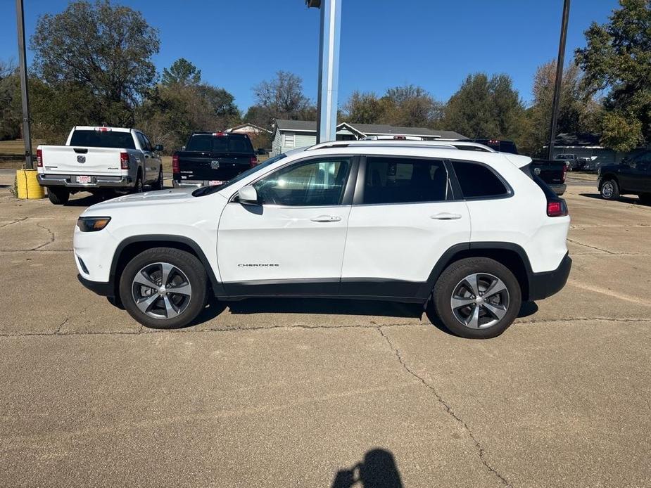 used 2019 Jeep Cherokee car, priced at $18,995