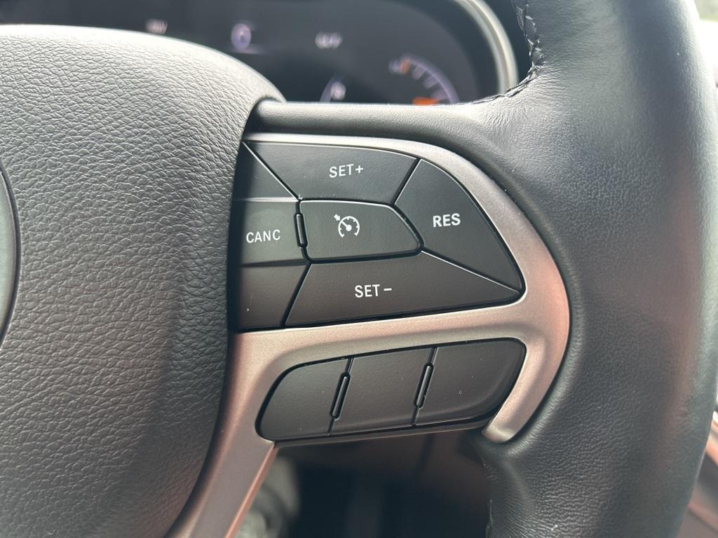 used 2021 Jeep Grand Cherokee car, priced at $25,995