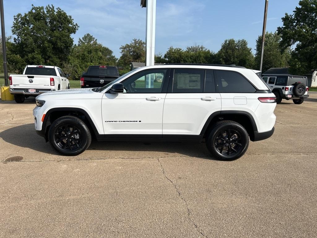 new 2024 Jeep Grand Cherokee car, priced at $46,435