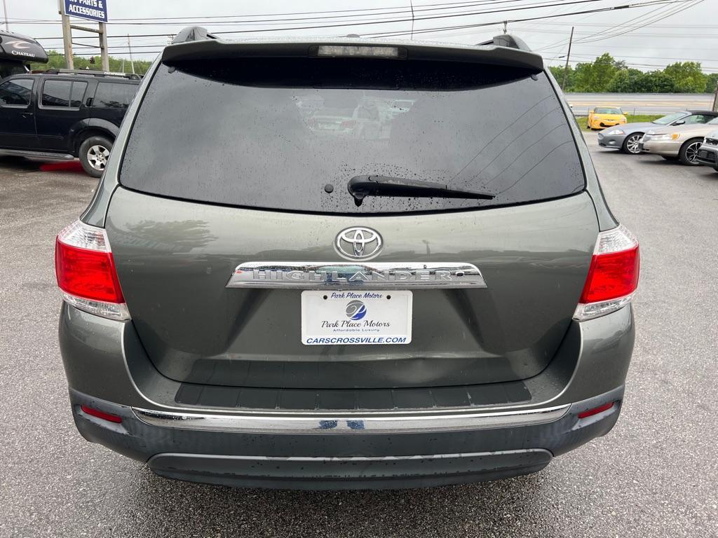used 2012 Toyota Highlander car, priced at $9,999