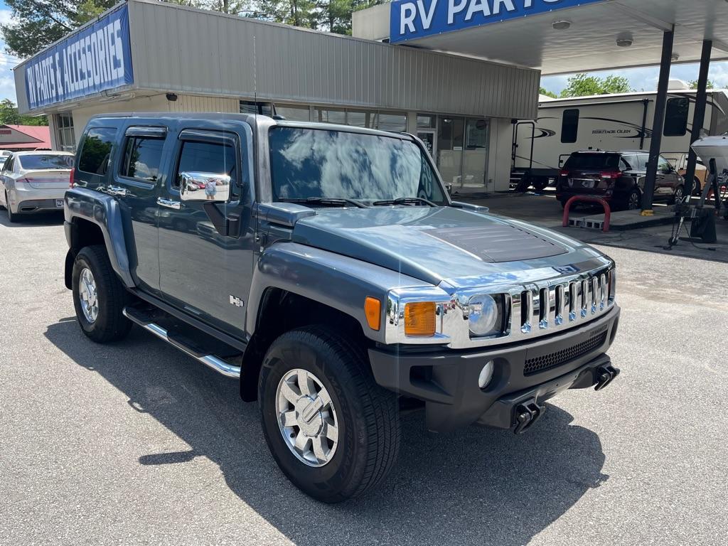 used 2006 Hummer H3 car, priced at $9,999