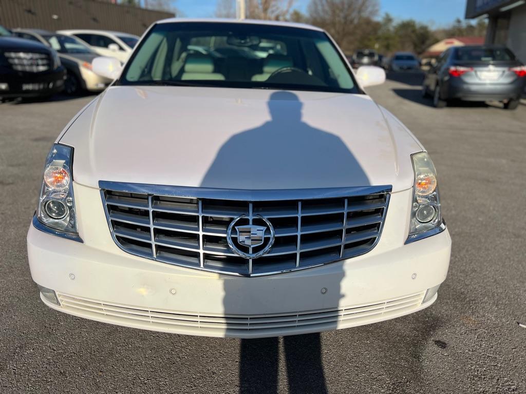 used 2007 Cadillac DTS car, priced at $7,999