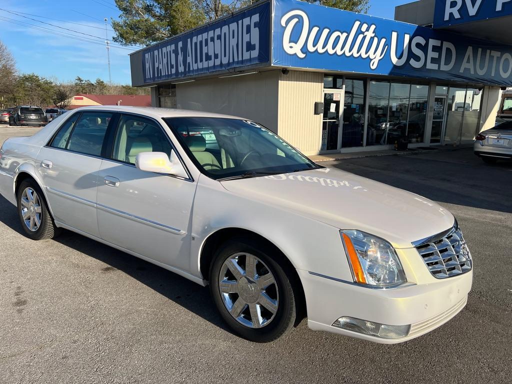 used 2007 Cadillac DTS car, priced at $7,999