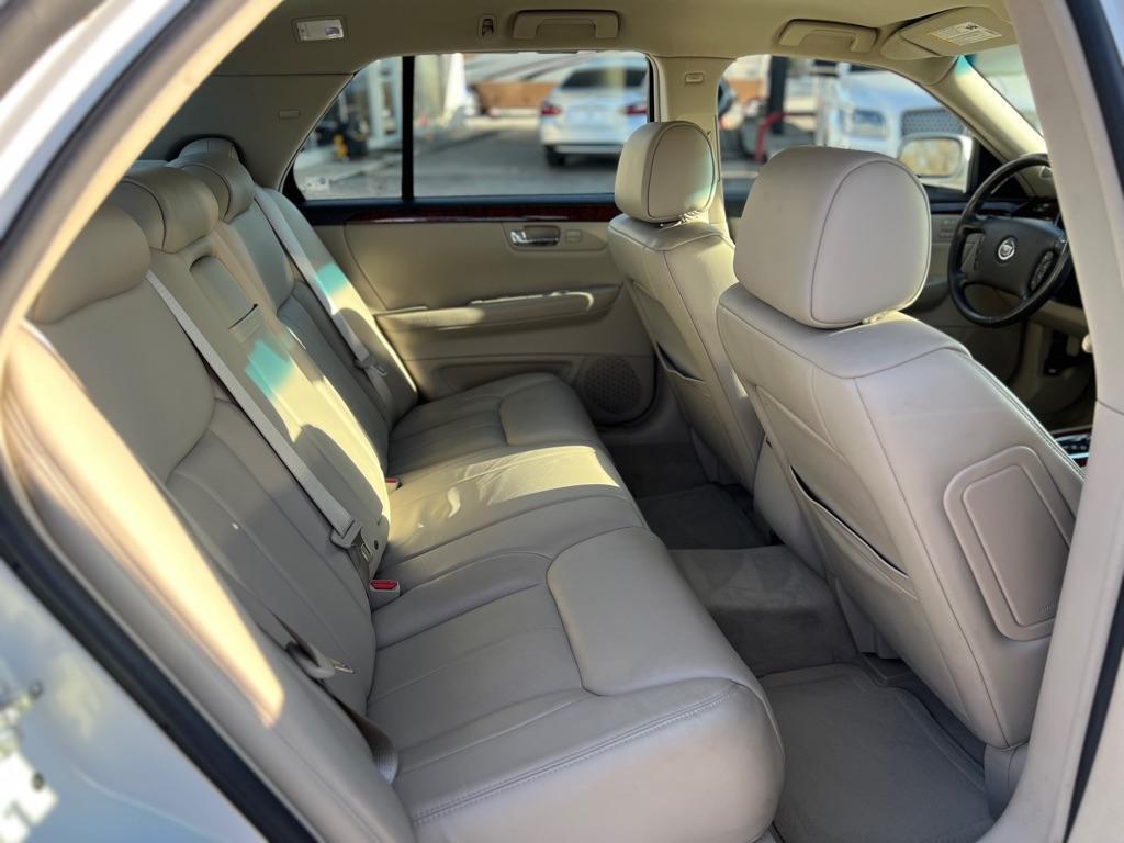 used 2007 Cadillac DTS car, priced at $7,999